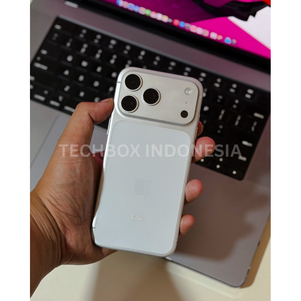 iPhone 17 Pro Max 256 Silver Warranty Blibli 2 Tahun 2028 Like New