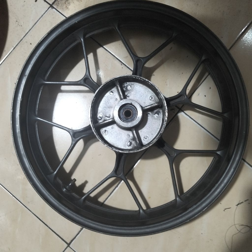 velg Supra gtr belakang pelek Supra gtr belakang