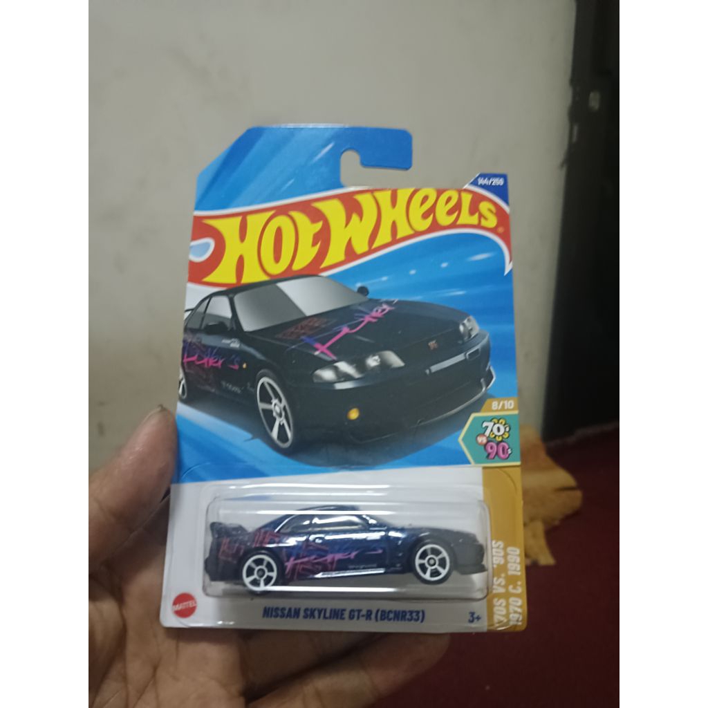 hotwheels skyline r33