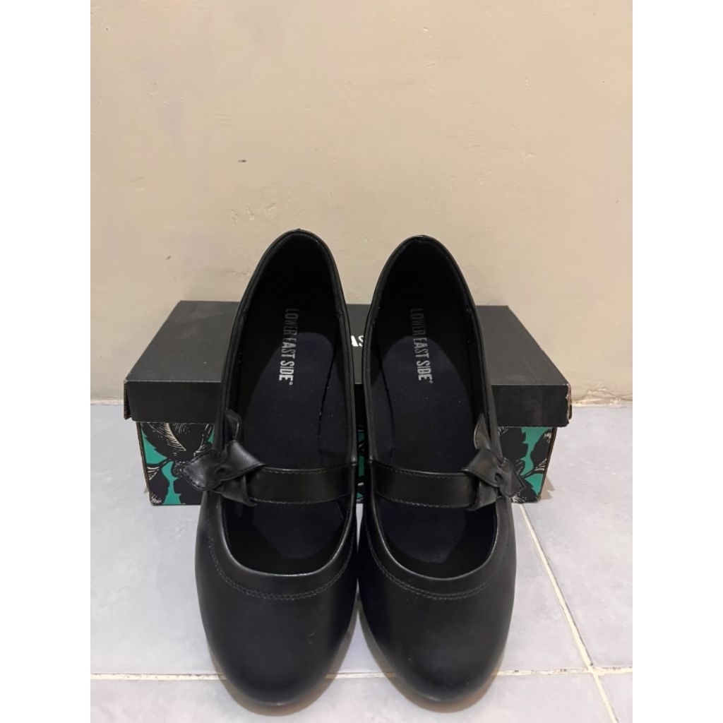 PRELOVED SEPATU FLAT SHOES - LOWER EAST SIDE WW Alex Flats