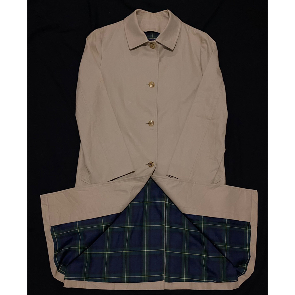 Coat Branded BCBG london (Emboss) / Coat Bcbg London / Coat Branded