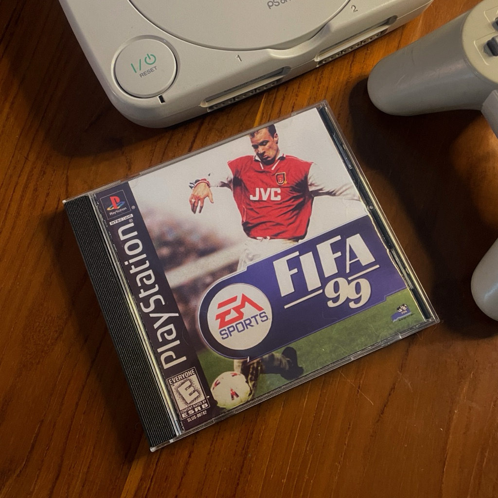 CD Game PlayStation 1 / Kaset PS1 Fifa 99