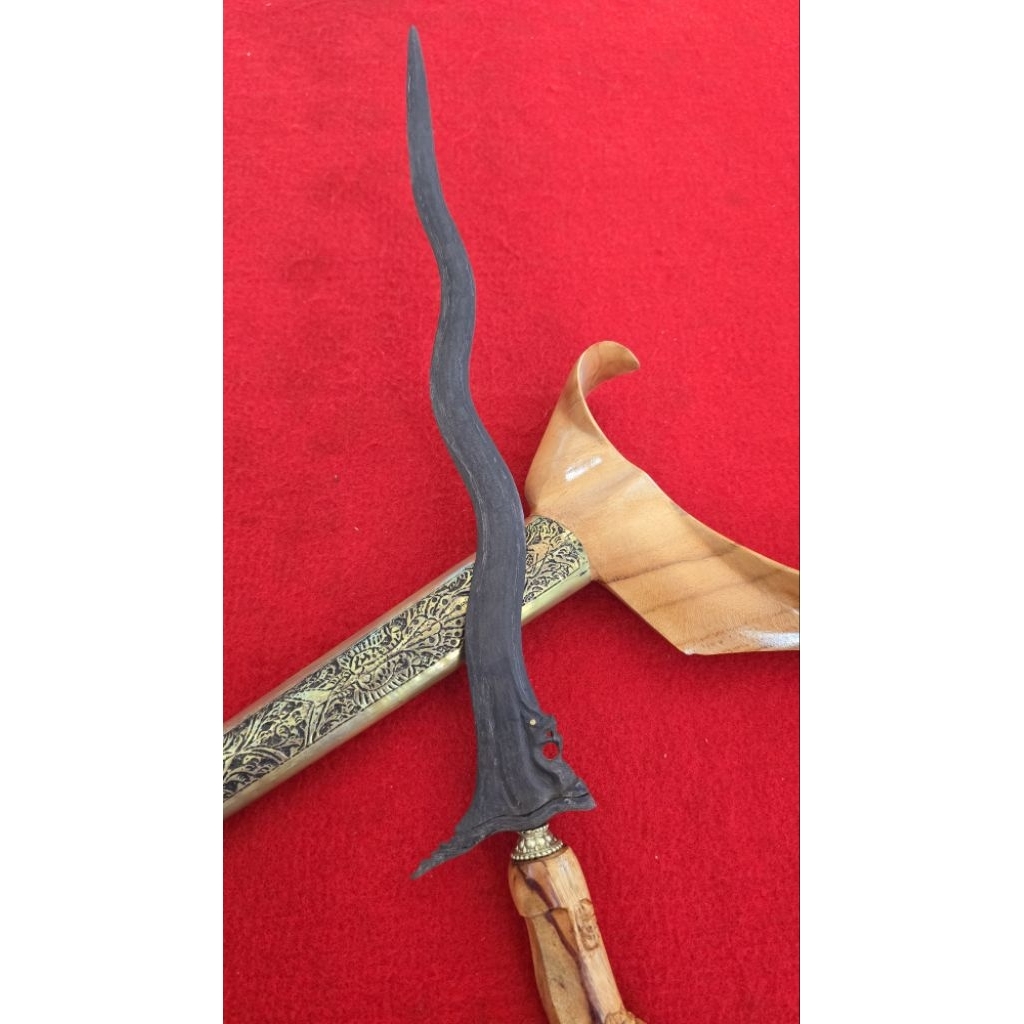 keris nogo siluman bahan sepuh
