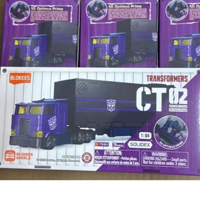 CT02 SG Optimus prime