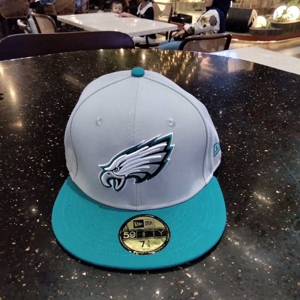 Eagles Fitted NFL Philadelphia Top