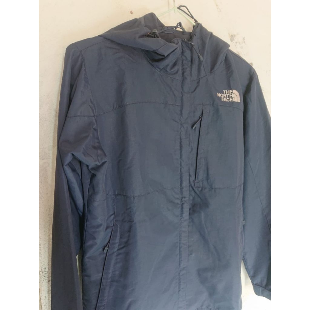 Jaket outdoor Tnf mp3 saku dada warna Navy