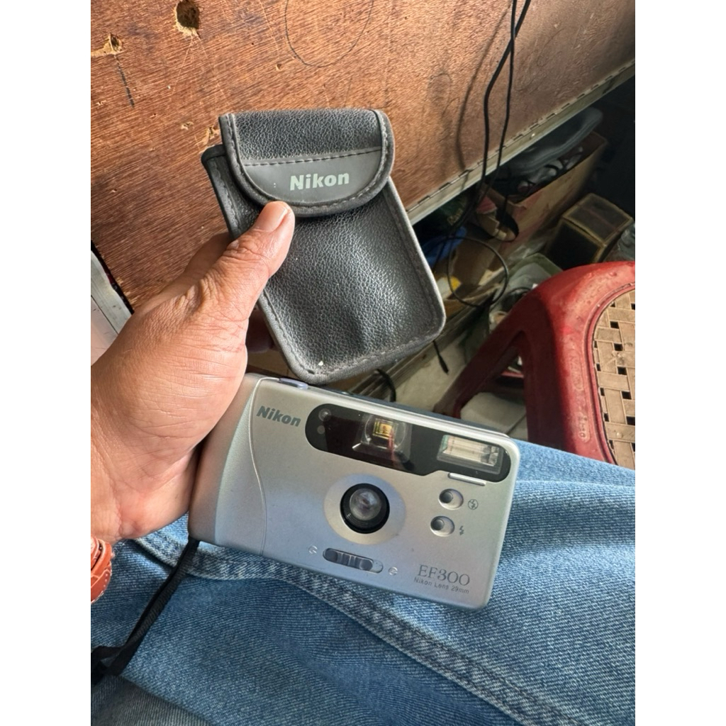 KAMERA ANALOG NIKON EF-300