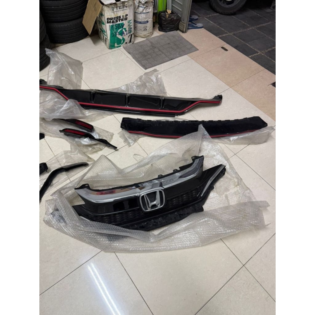 Grill jdm honda jazz GK5
