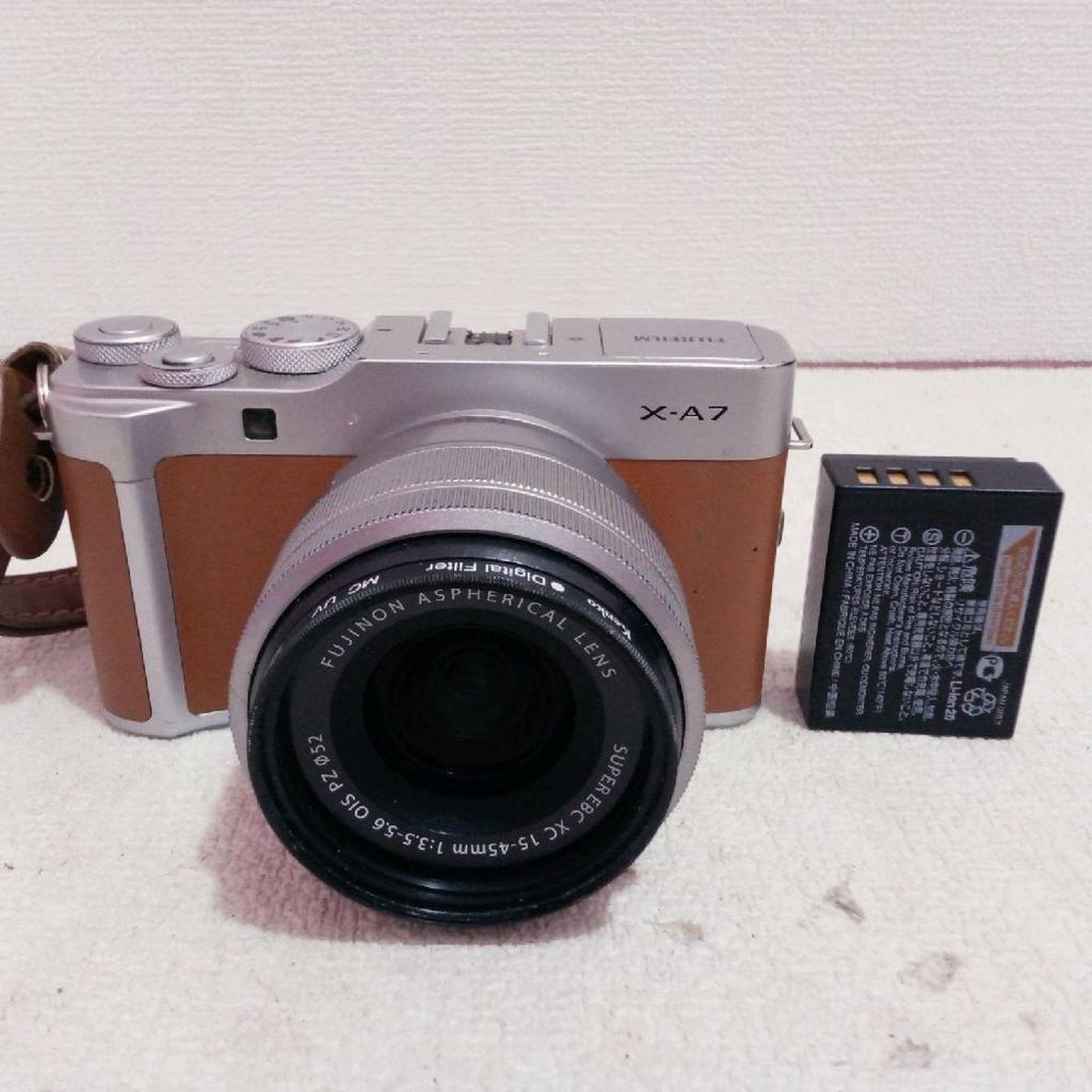 Fujifilm X-A7 lensa 15-45mm kamera mirrorless Camera second