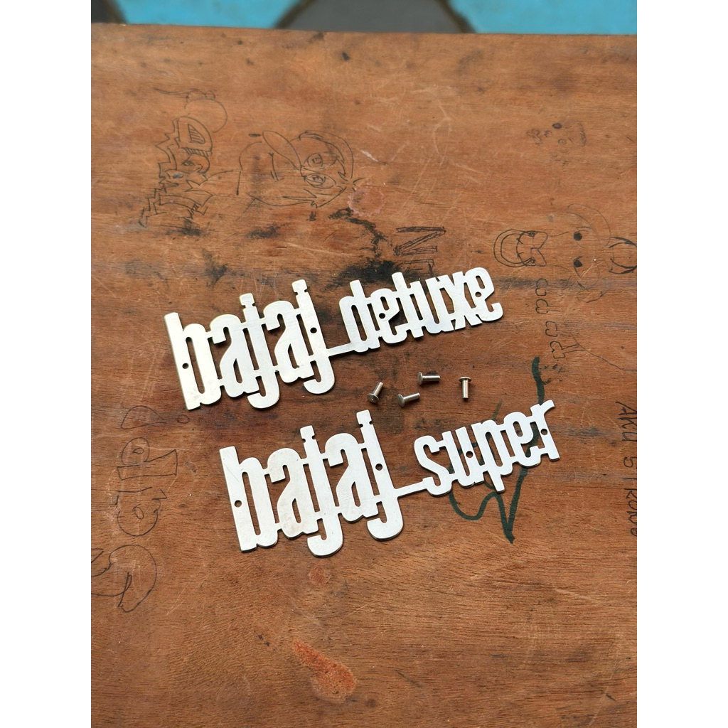 emblem bajaj deluxe bajaj super