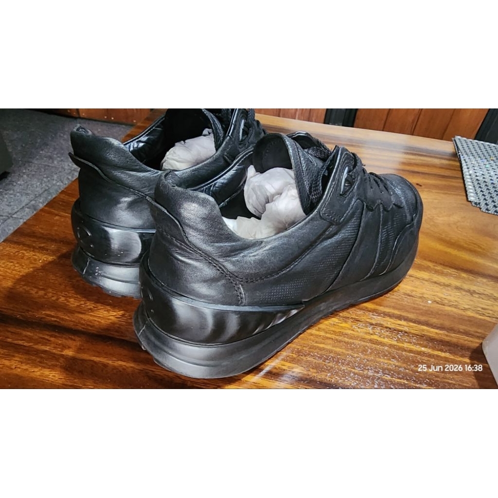 ECCO Men's Leather Sneaker Black Original - Size 44