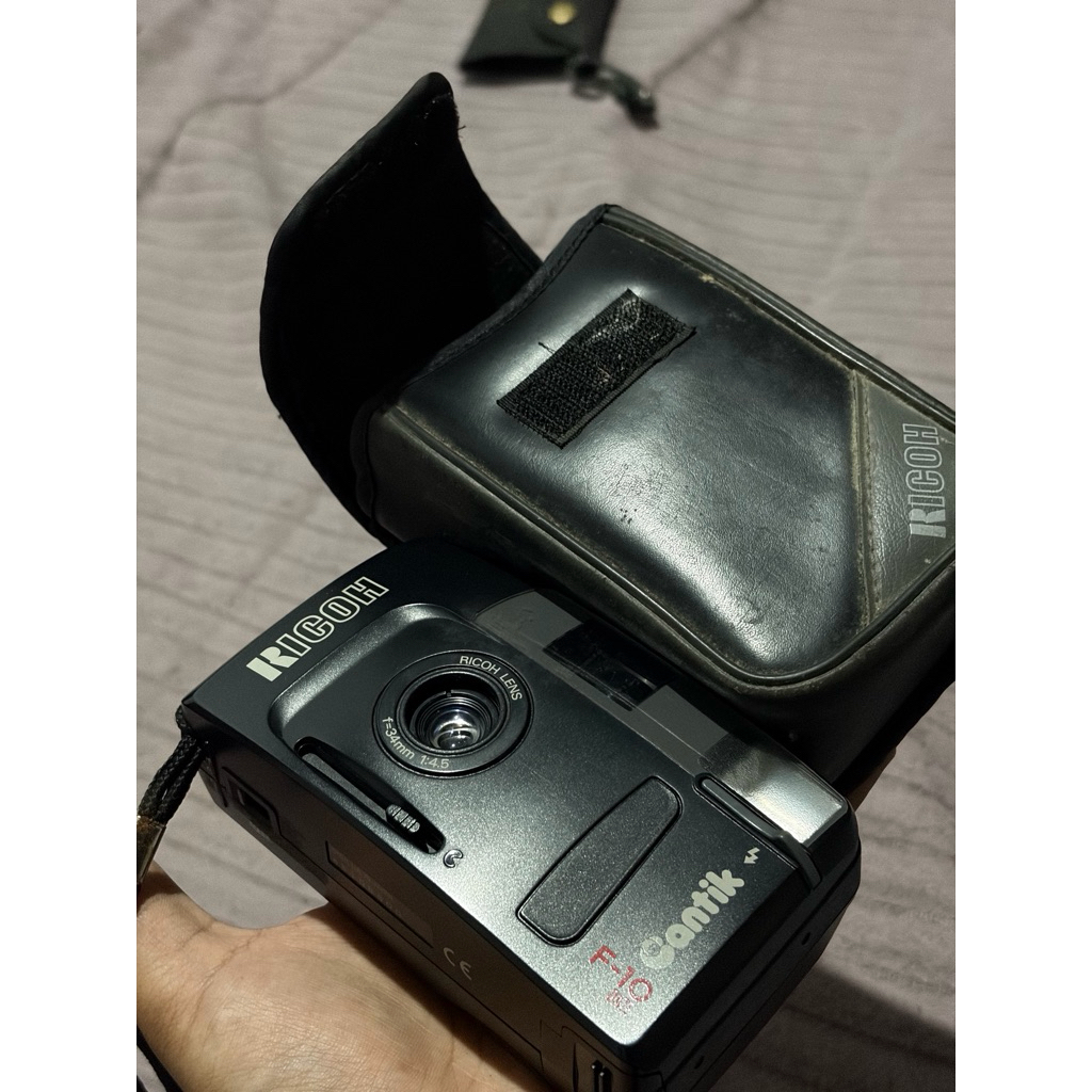 RICOH F-10 “Cantik” POCKET CAMERA