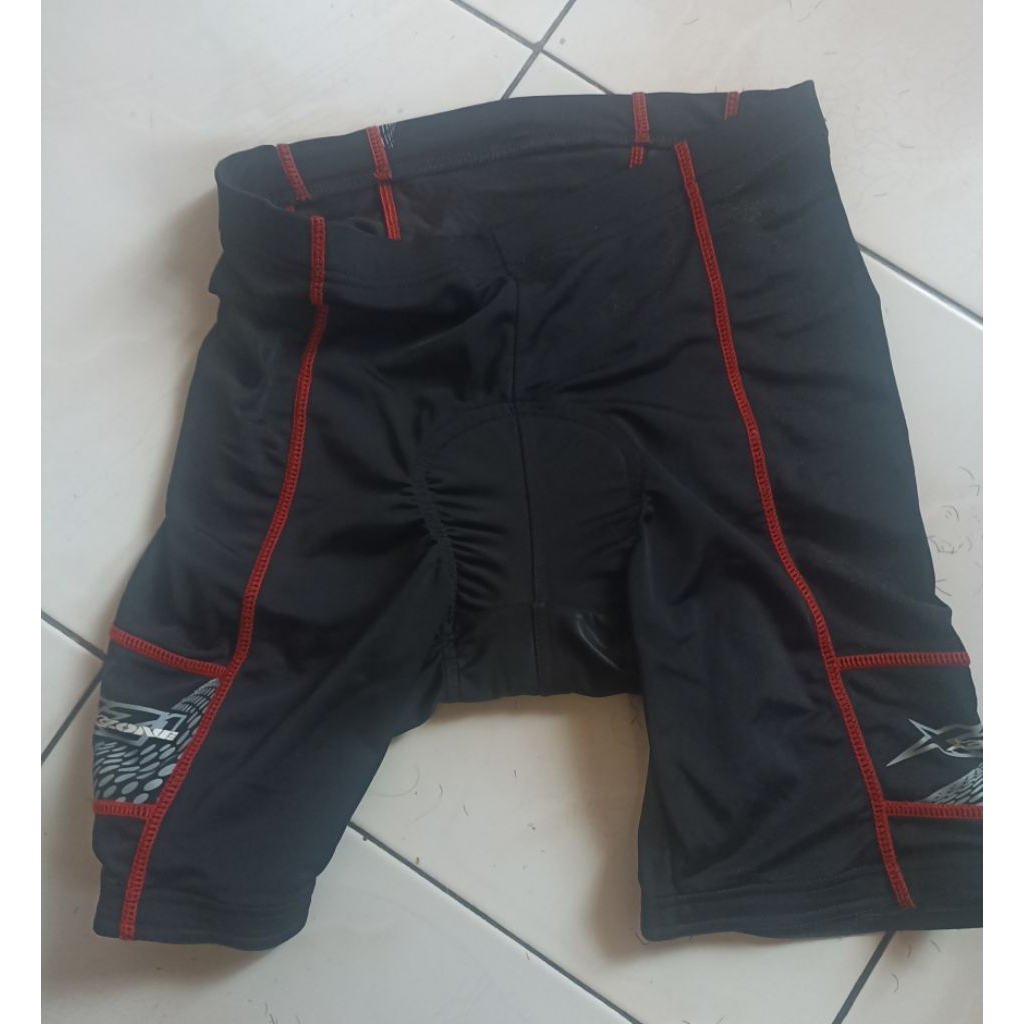 Celana Sepeda Xzone