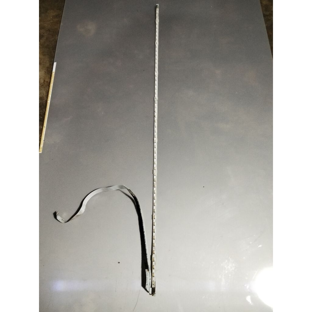 BACKLIGHT BACKLED BL LAMPU LED TV SHARP LC-23LE100M LC23LE100M 23LE100M 23LE100