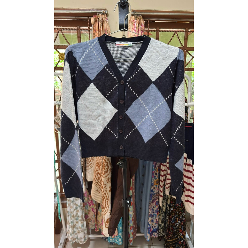 Cardigan Crop Ketupat/Argyle Bbaljunocho