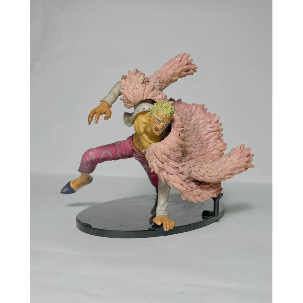 Action figure doflamingo