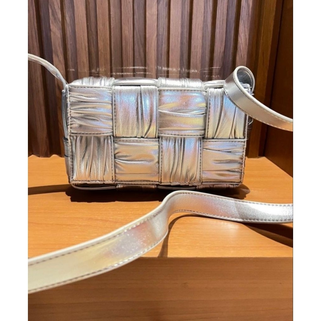 Tas bottega silver bag