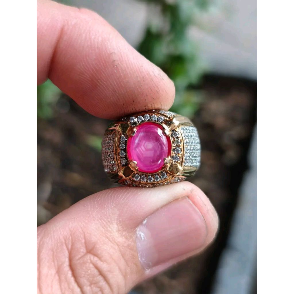Batu ruby Mozambik