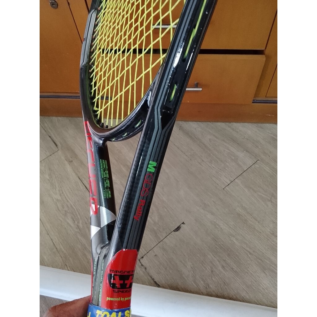 Raket Tenis Fischer Magnetic Speed Austria