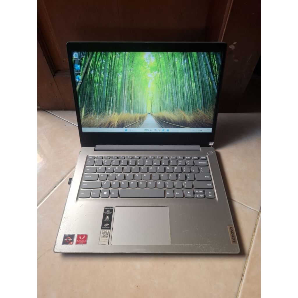 Laptop Second Lenovo Ideapad Slim 3 Ryzen 3 4300U