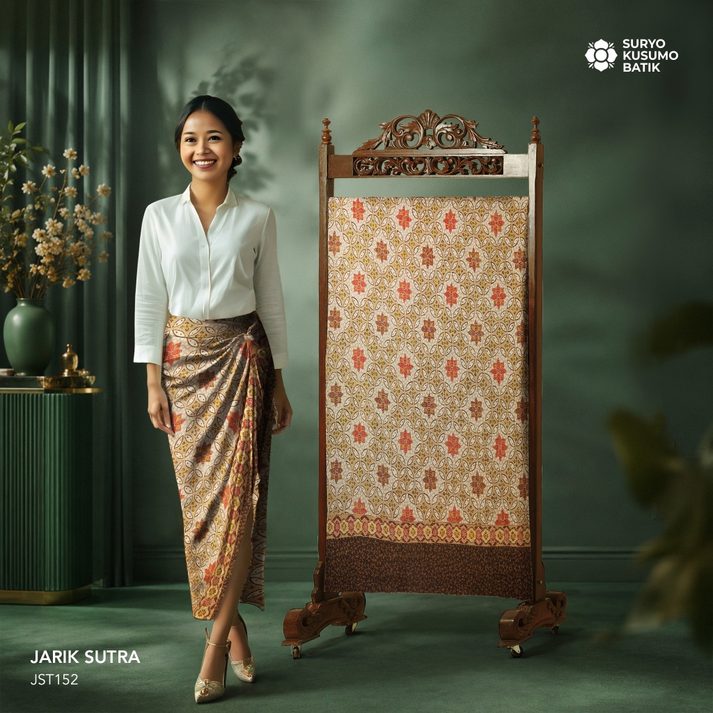 Suryo Kusumo Batik - Kain Jarik Batik Tulis Sutra  – Bunga Seruni