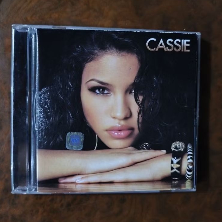 CD Musik original CASSIE