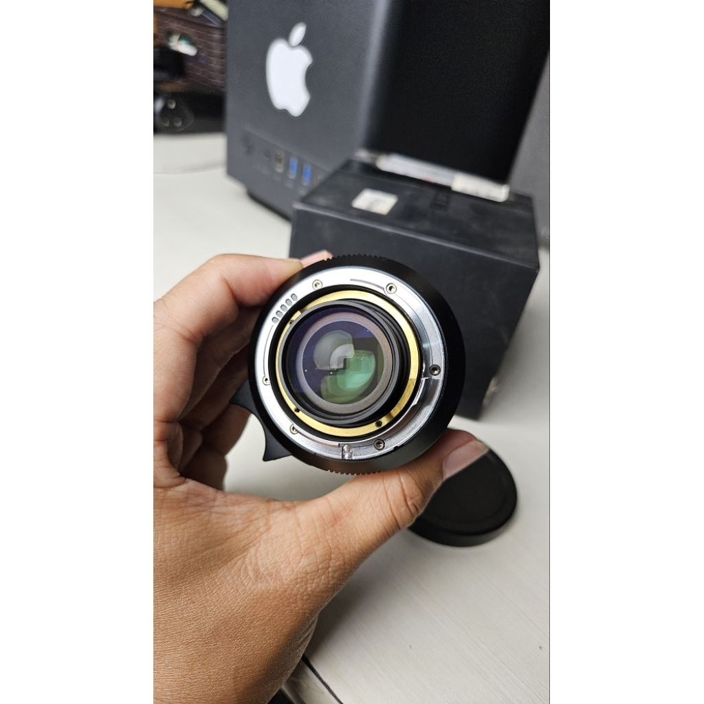 lensa 7artisan 50mm F1.1