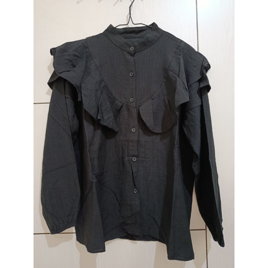 preloved blouse ruffle