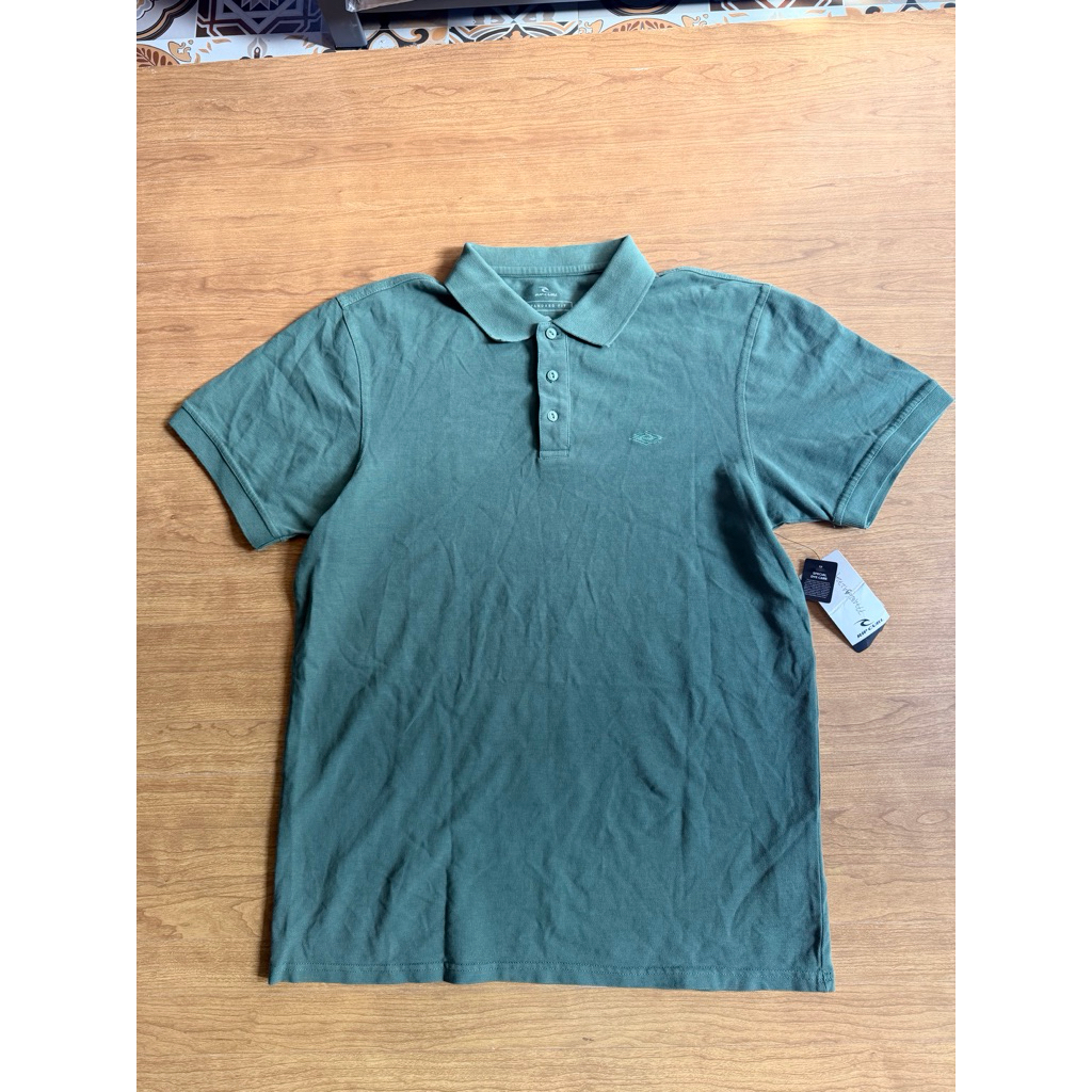 KAOS POLO RIPCURL SIZE ORIGINAL DISKON OUTLET