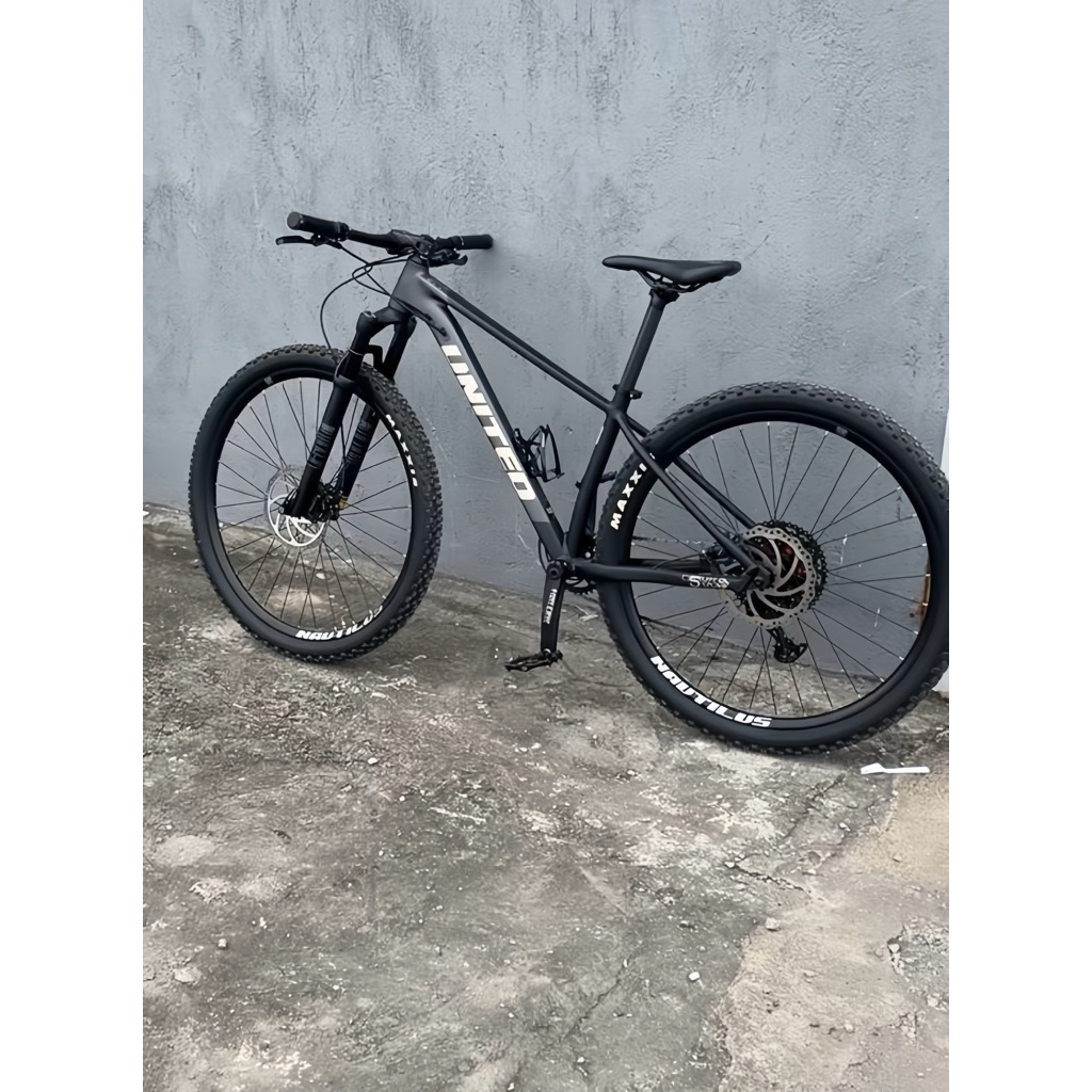 UNITED CLOVIS 5.10 29er SECOND
