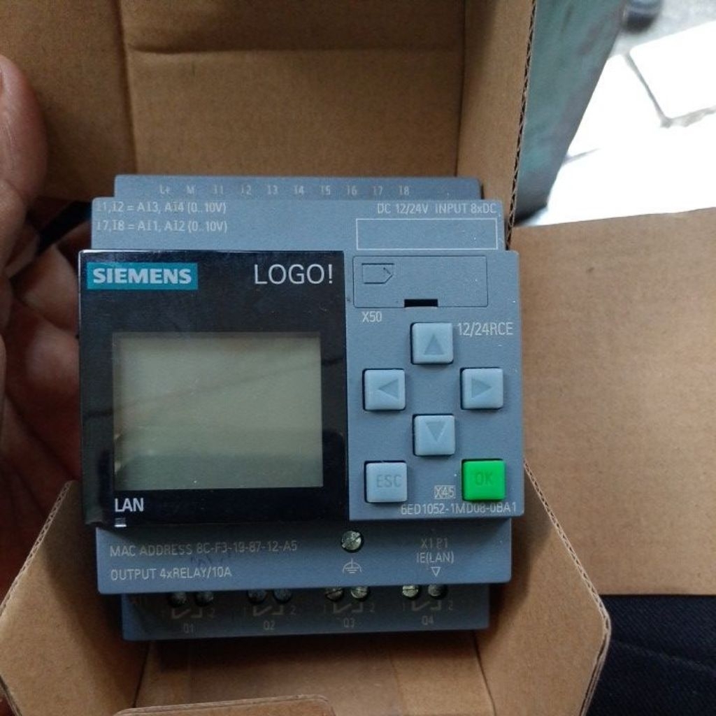 PLC LOGO SIEMENS ORIGINAL