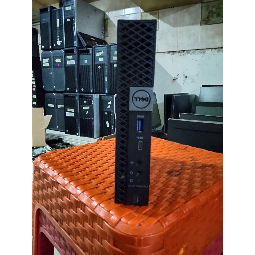 PC MINI DELL 7050 Ci5-Gen6  no Ram - No SSD
