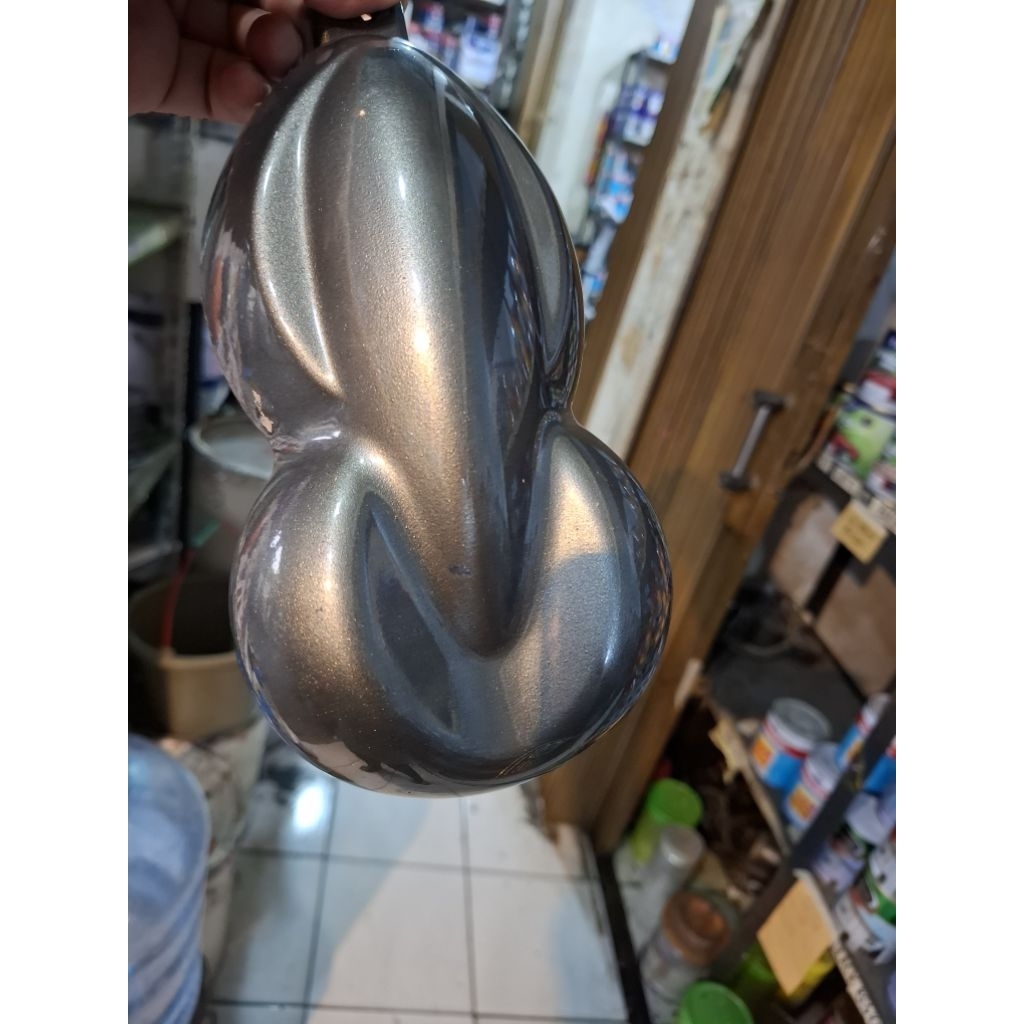 cat mignet grey metalic pu
