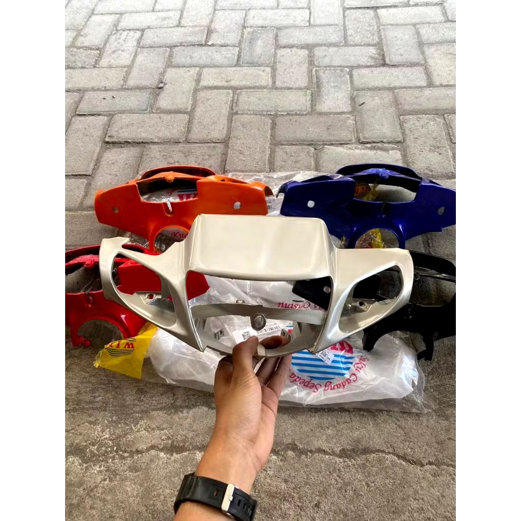 Batok depan F1zr batok bagian depan Front Handle Cover f1zr kopling  warna Silver WIN