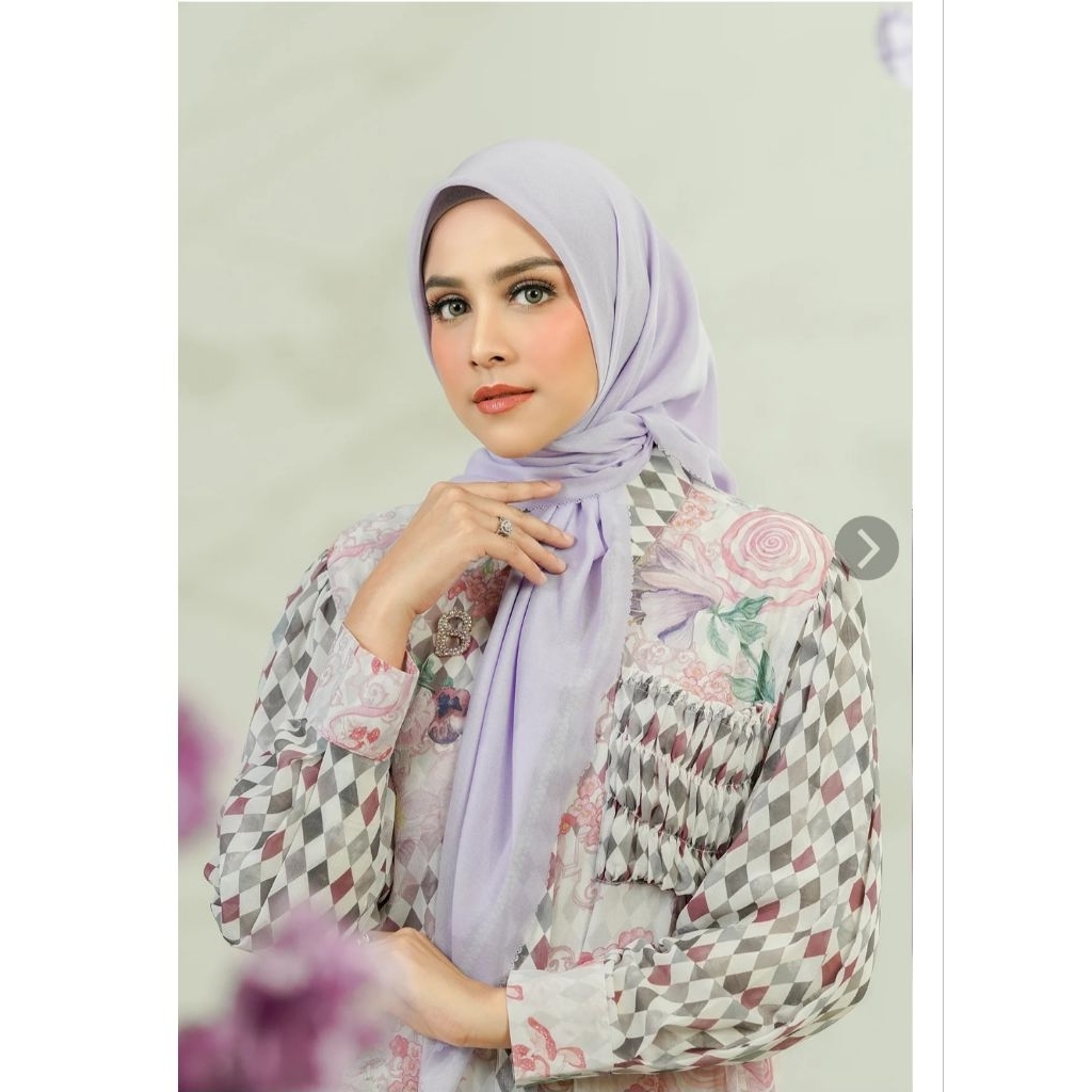 buttonscarves today scarf lilac