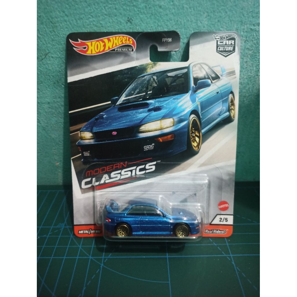 HOT WHEELS PREMIUM SUBARU IMPREZA 266 MODERN CLASSIC S