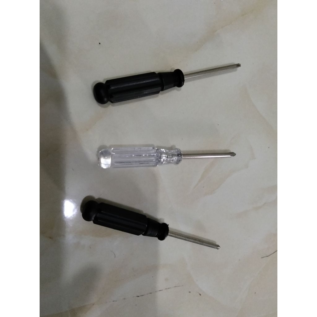 obeng kembang kecil buat baut rc