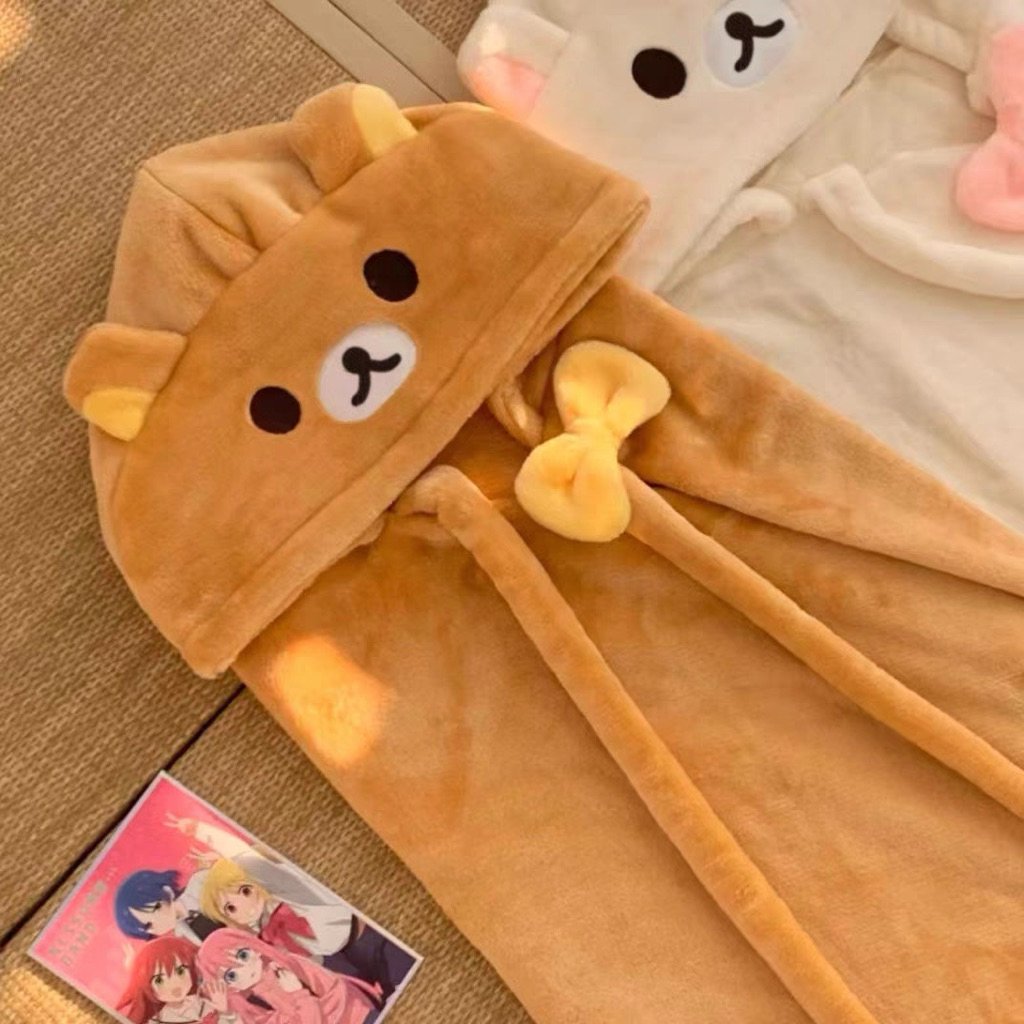 [PREORDER] Selimut Hoodie Karakter Rilakkuma – Selimut Bahu & Cape Hangat untuk Ruangan Ber-AC
