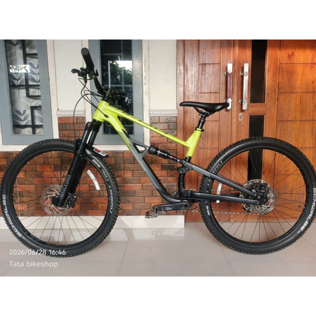 sepeda gunung Polygon Siskiu D7 2024 scond
