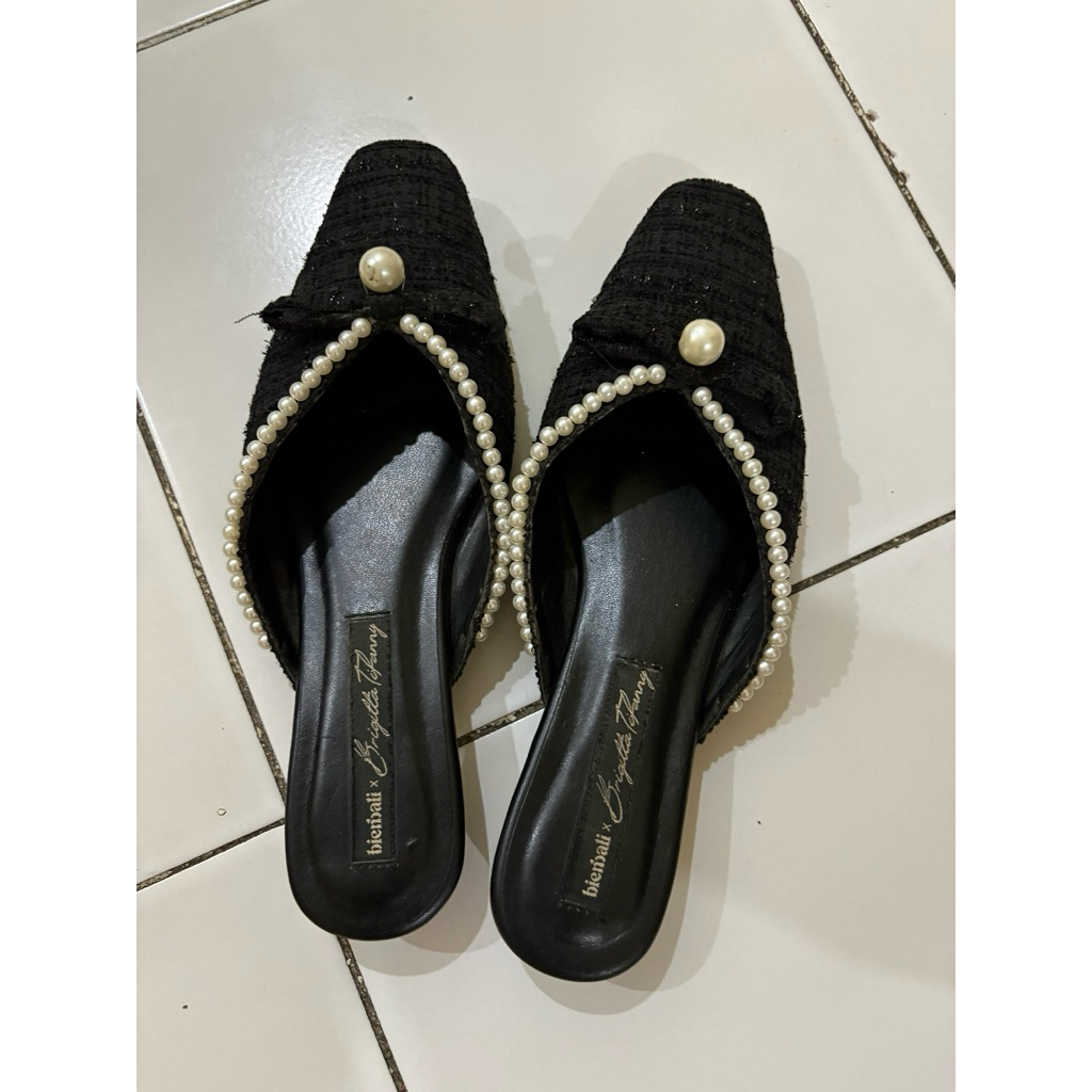 MULES BIEN BALI x BRIGITTA
