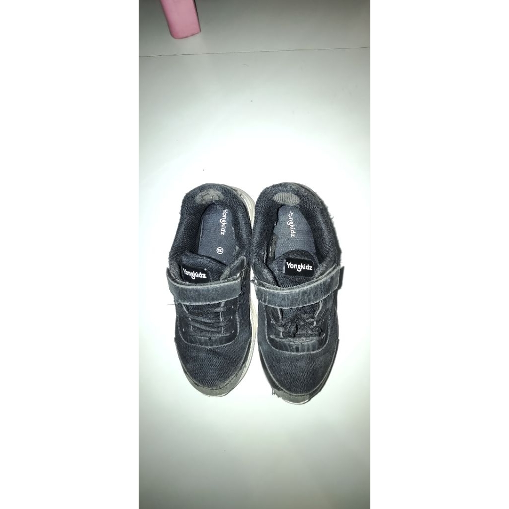 sepatu yongkidz
