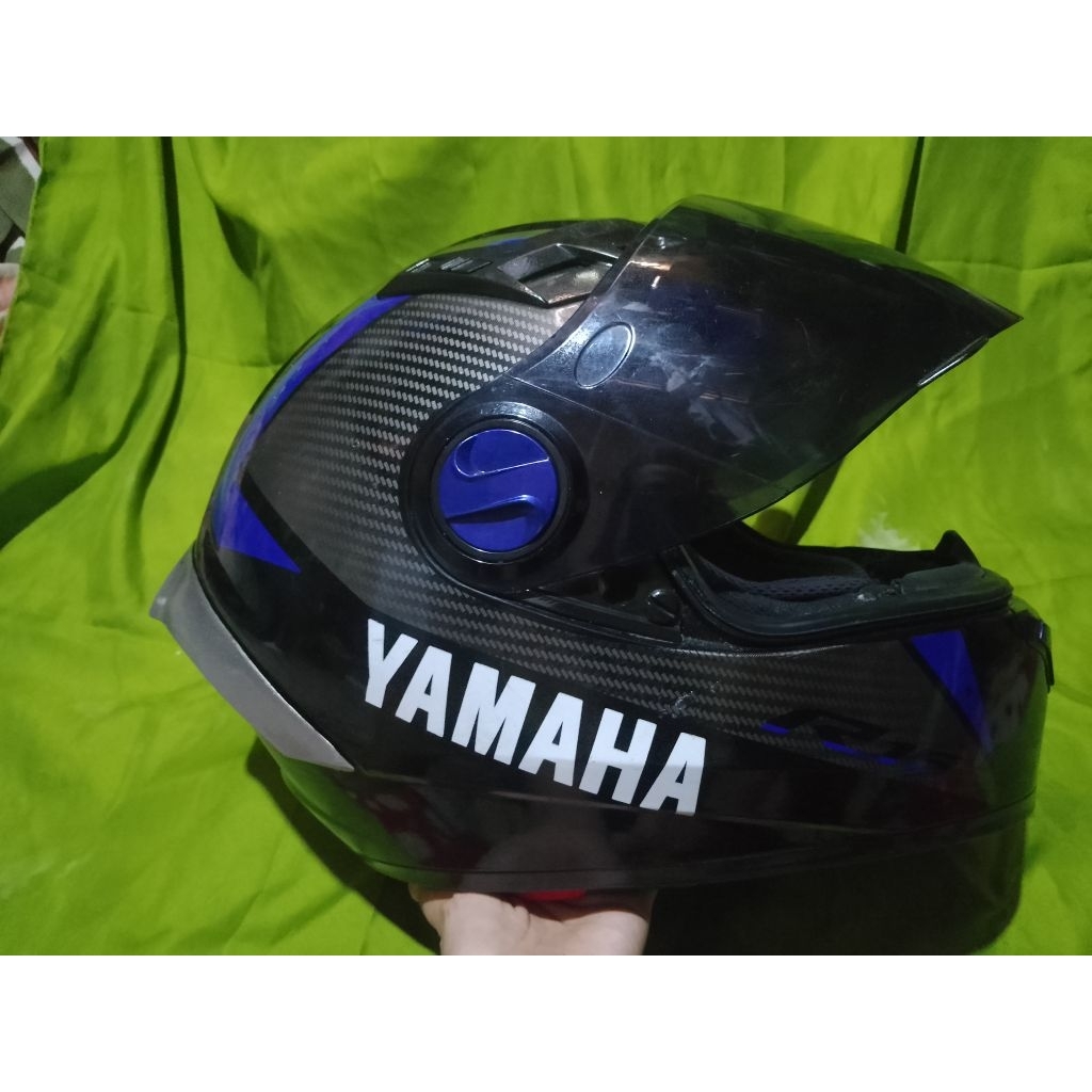 Helm Yamaha R15 second