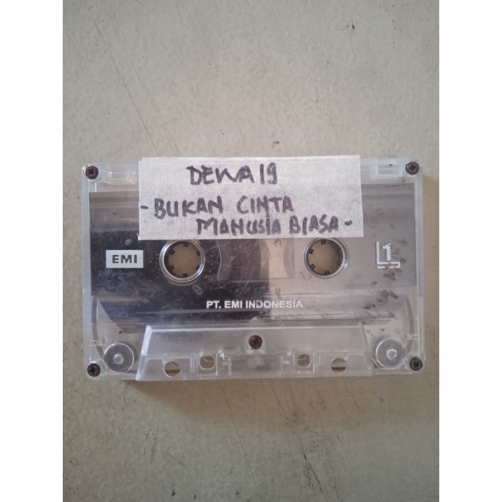 Kaset Pita non Cover "Dewa 19 -Bukan Manusia Biasa-"