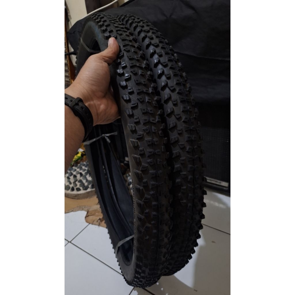 Ban MTB 27.5x2.25 Delitire