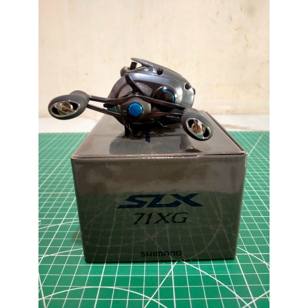 SHIMANO SLX 71 XG/SPOOL MGL 2024
