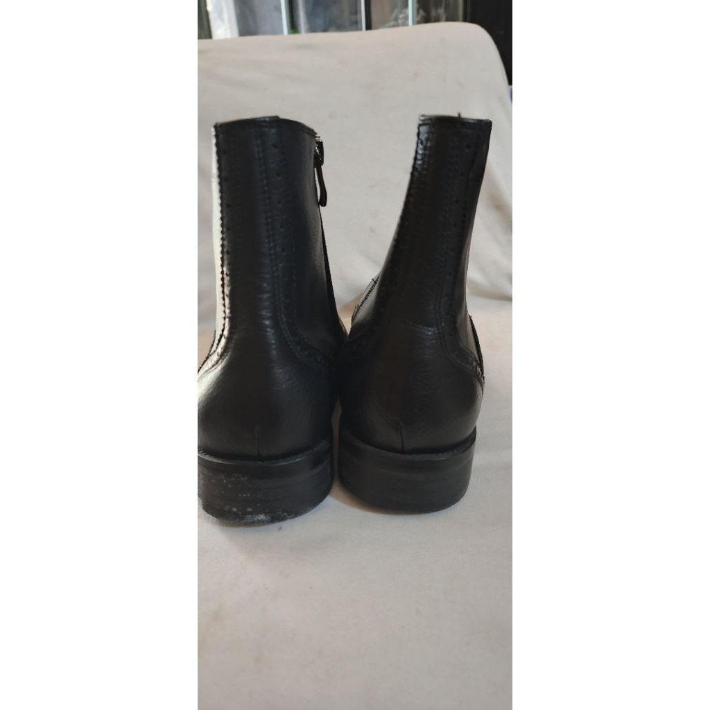 sepatu pria ANDREW SIZE 42