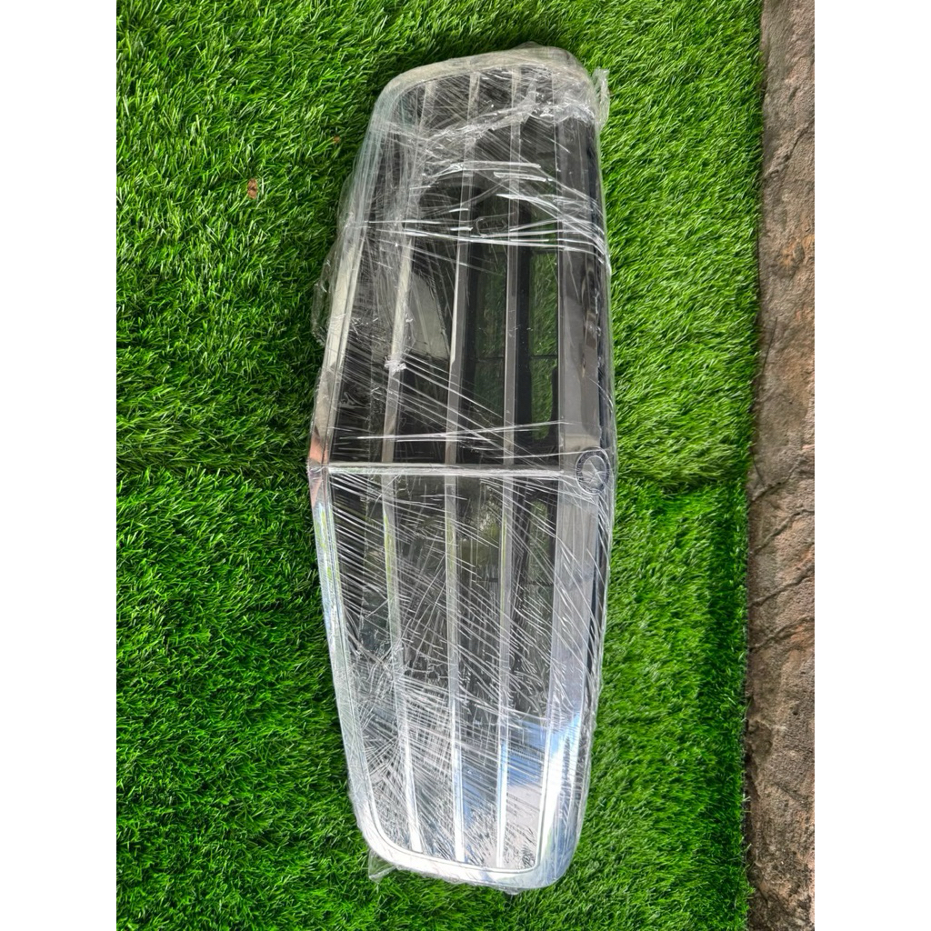 Grill Mercedez Benz W212 Avantgarde