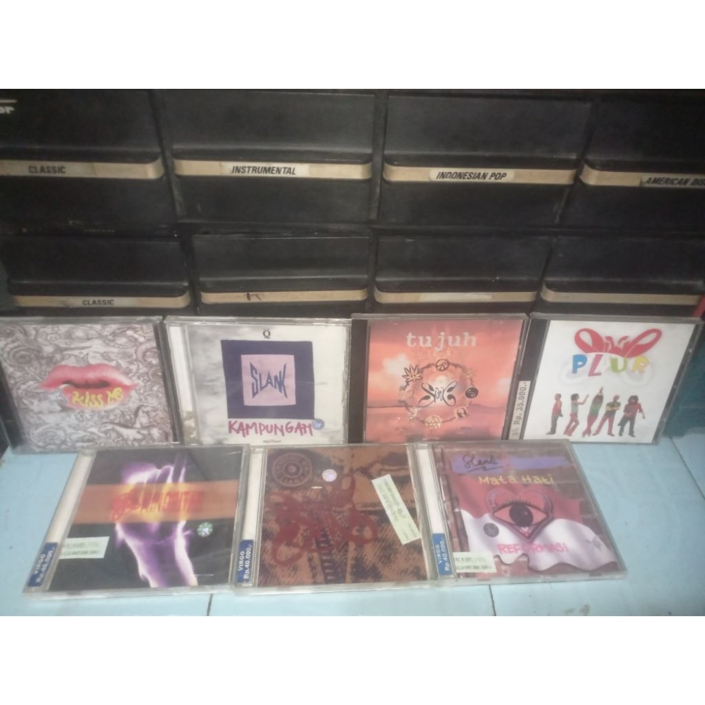 KASET CD SLANK - KISS ME - KAMPUNGAN - TUJUH 7 - MINORITAS - GENERASI BIRU - MATA HATI REFORMASI - P