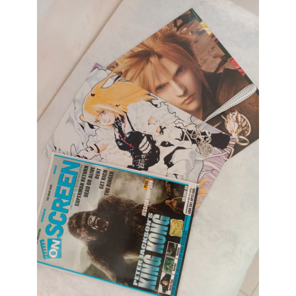 Paket majalah Onscreen cover story Final fantasy VII advent children