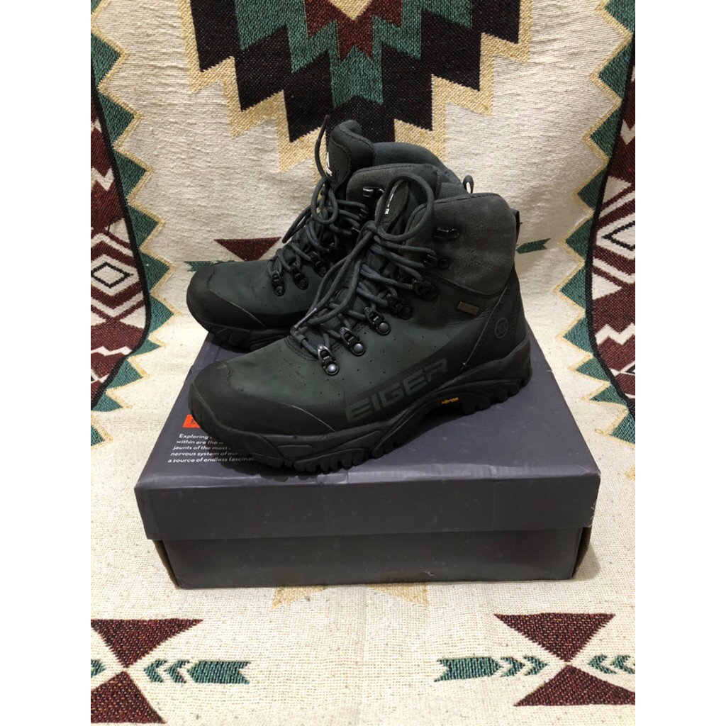 (HARGA NET / PAS) EIGER PLUM OUTDOOR SHOES SIZE 39 25 CM